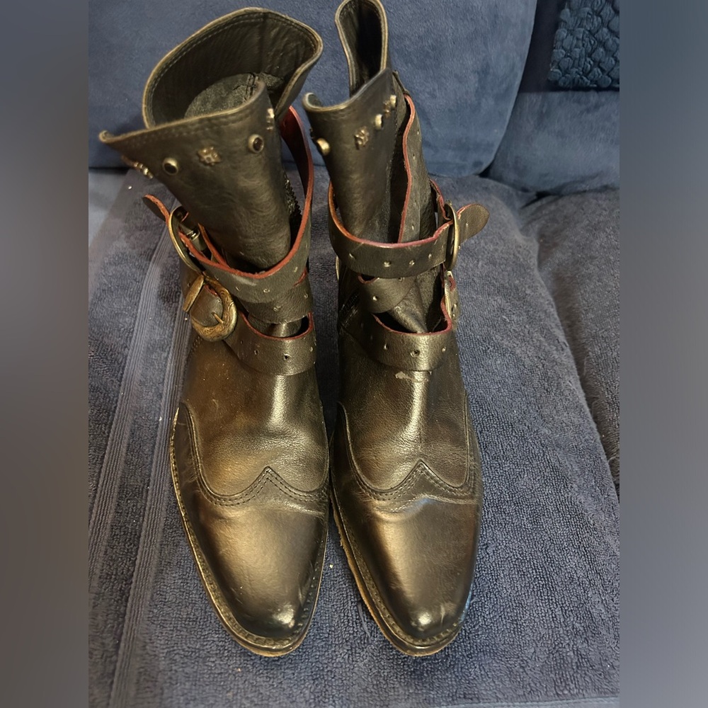 John Fluevog size 8.5 women’s cowboy boots!
